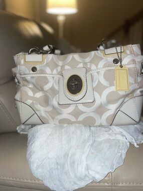 Coach Peyton Op Art Carryall Beige and White Signature Turnlock Shoulder Bag